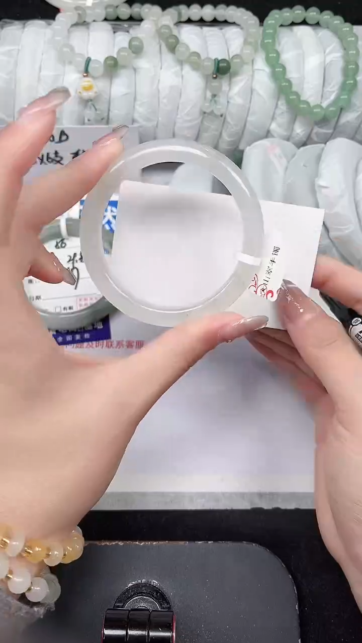 未镶嵌手镯石英质玉57-54/55