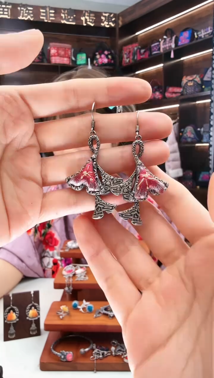 【闪购商品】织绣56蚩梦苗族古绣