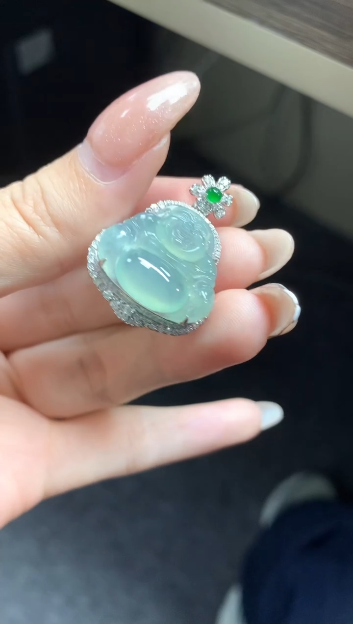 【闪购商品】翡翠吊坠(不含链)18K金镶嵌吊坠|6200+620