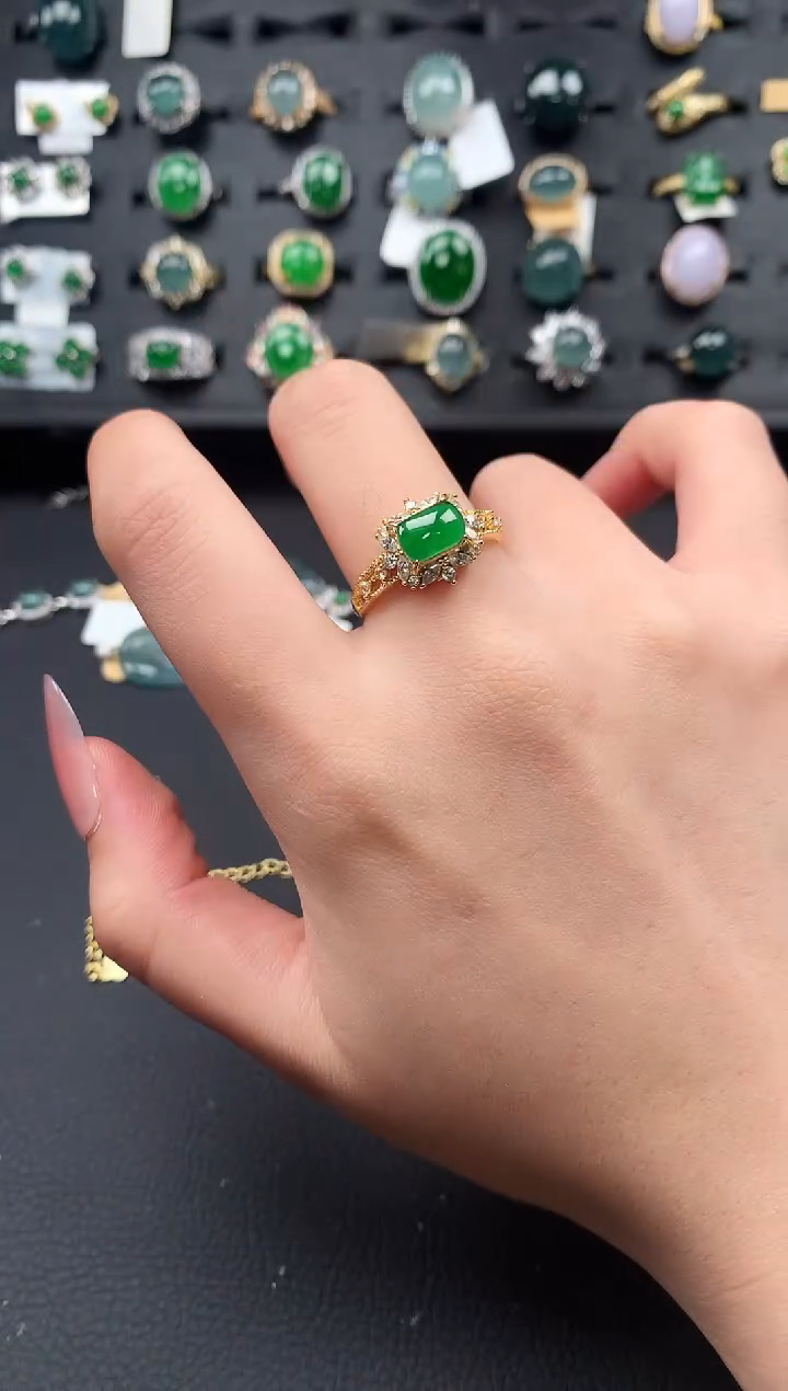 【闪购商品】翡翠戒指银S925镶嵌52141