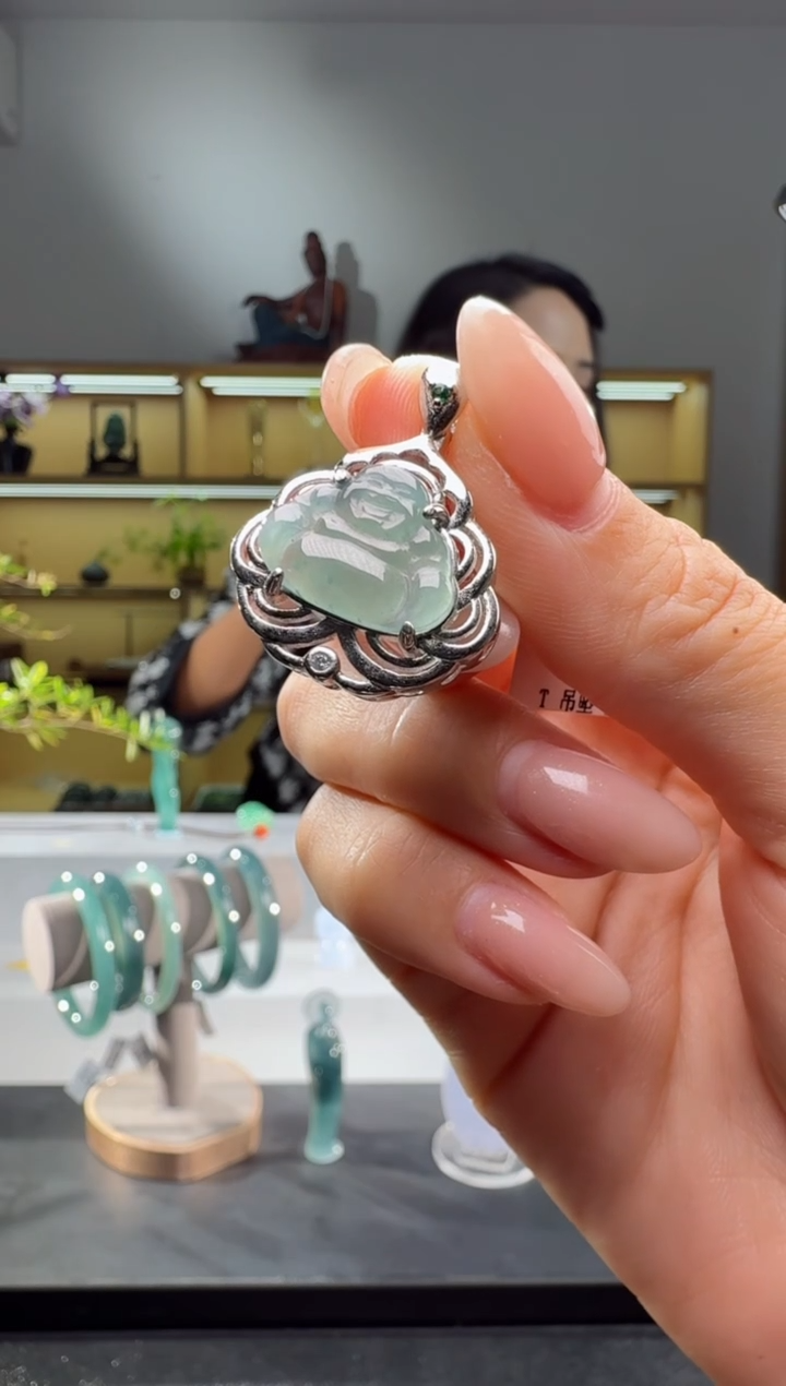 吊坠(不含链)未镶嵌翡翠佛公（多样性发其一）