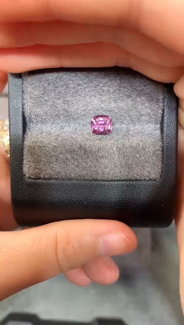 【闪购商品】定制尖晶石裸石未镶嵌枕型 紫丁香色调 1.76ct