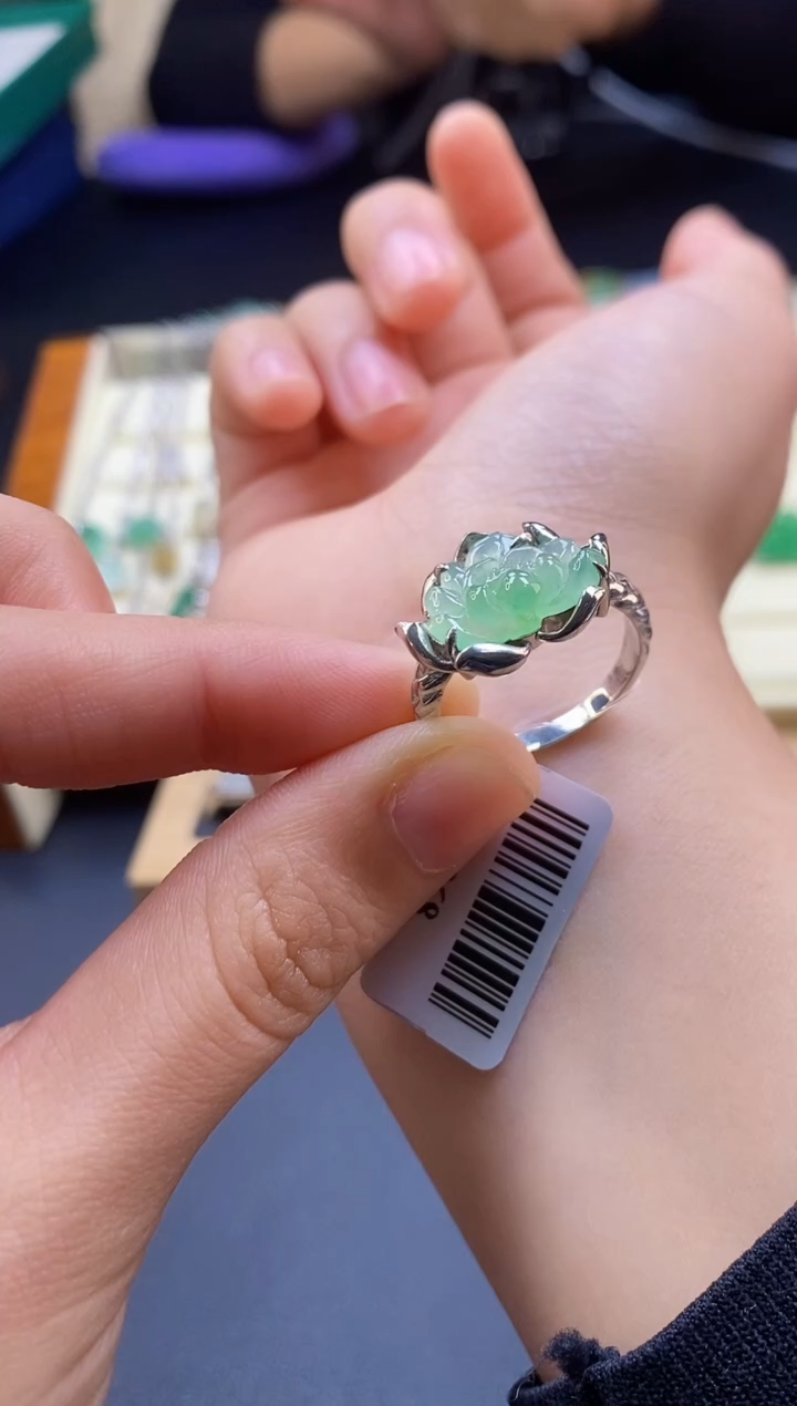 颈饰银S925镶嵌翡翠15326