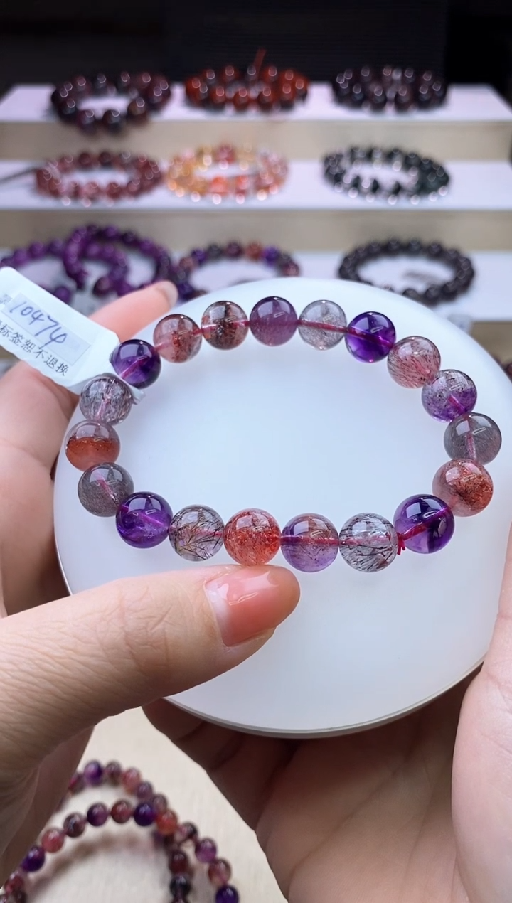 【闪购商品】水晶手链未镶嵌黑加仑超七10m+