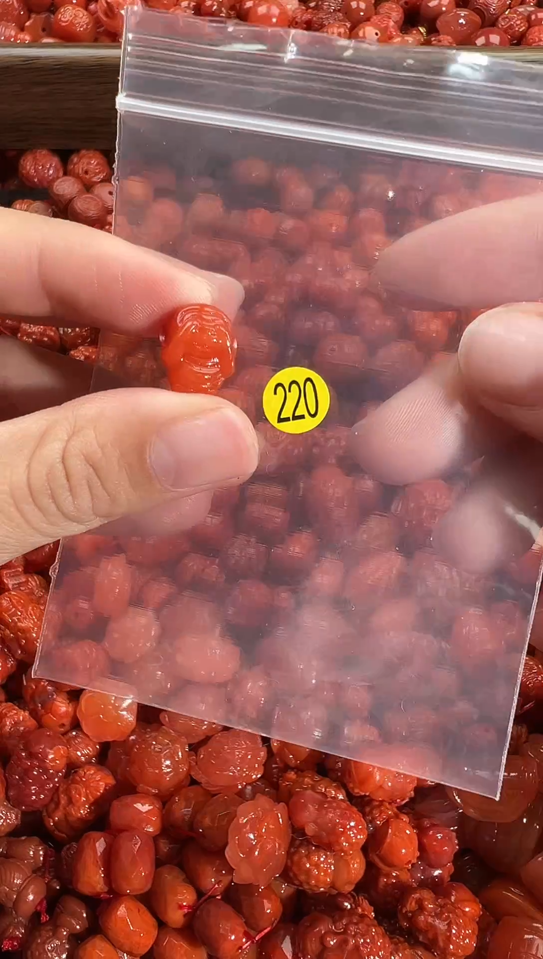 颈饰未镶嵌南红玛瑙1