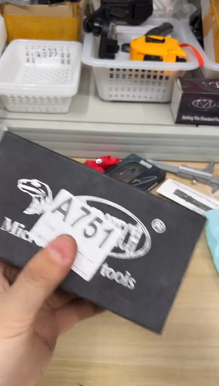 精品户外多功能用品工具