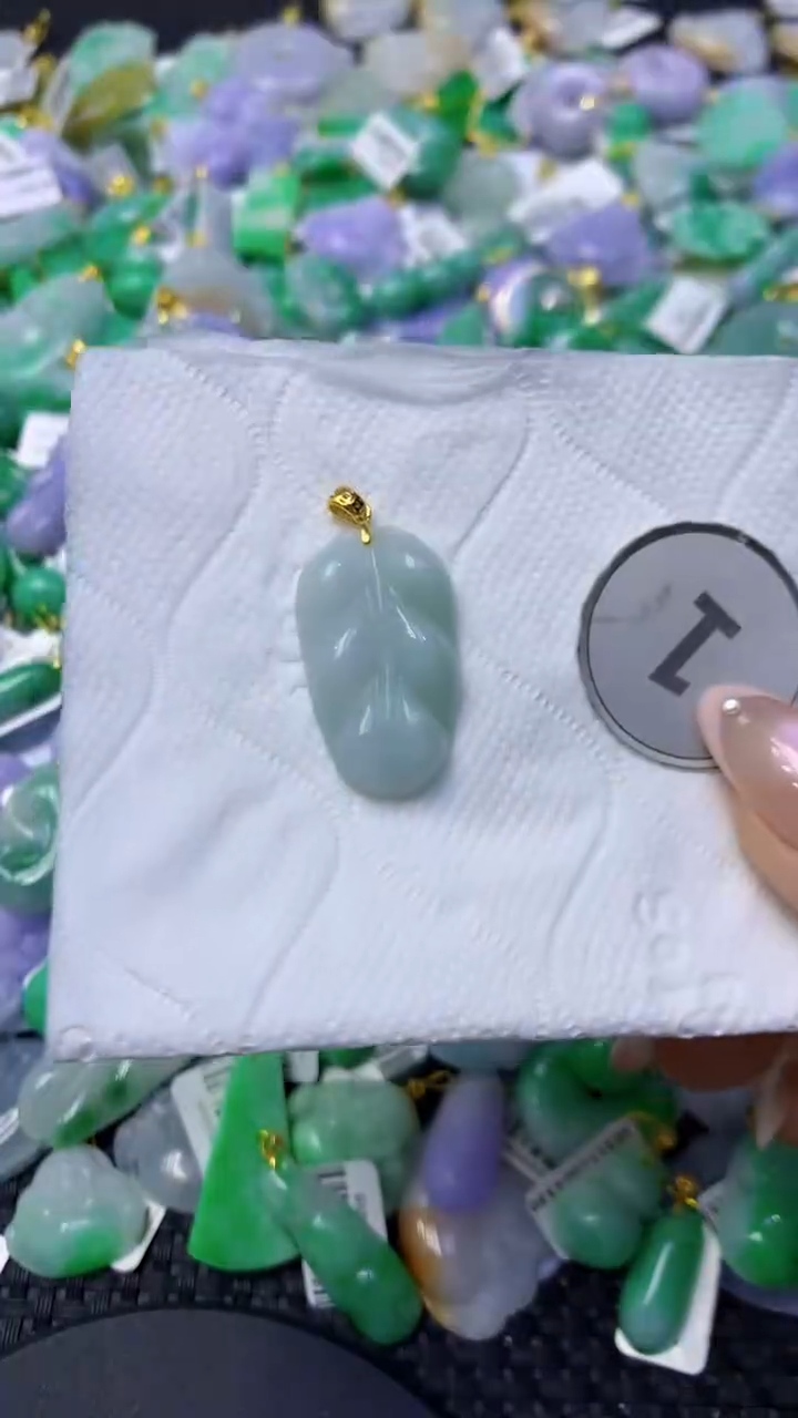 颈饰未镶嵌翡翠天然缅甸翡翠A货