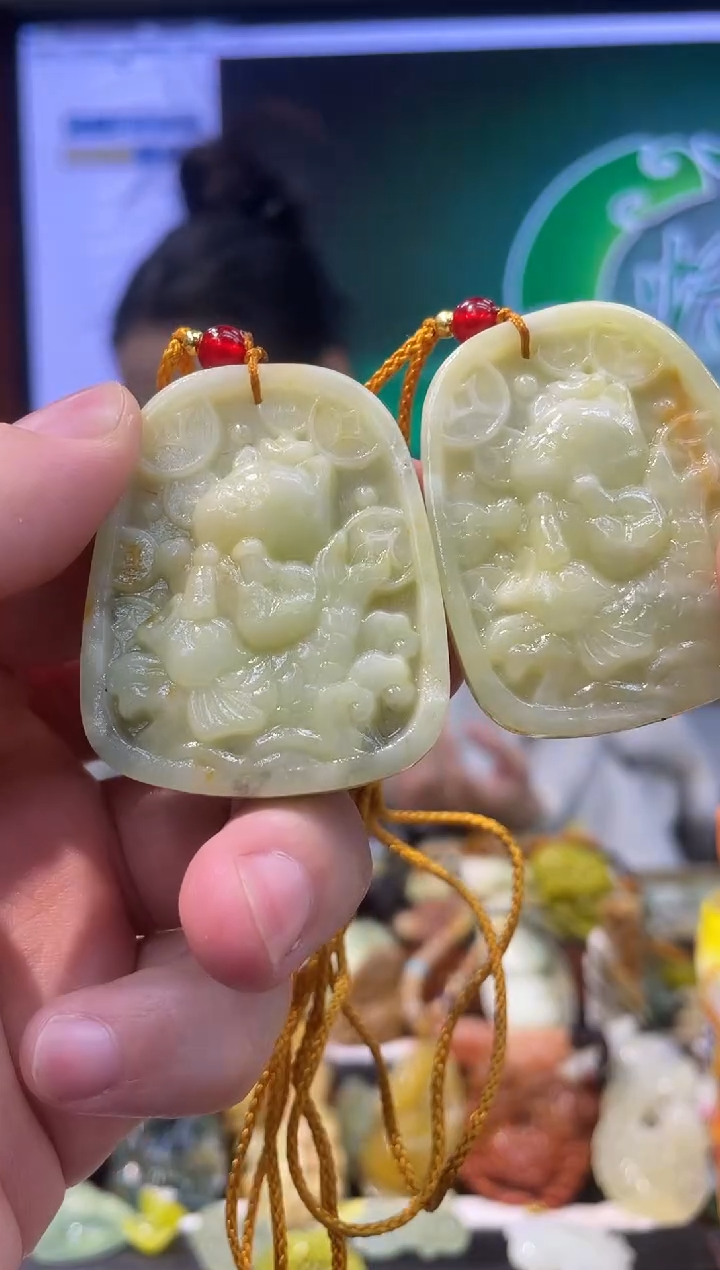 【闪购商品】岫玉吊坠未镶嵌多样性发货*拍一发一