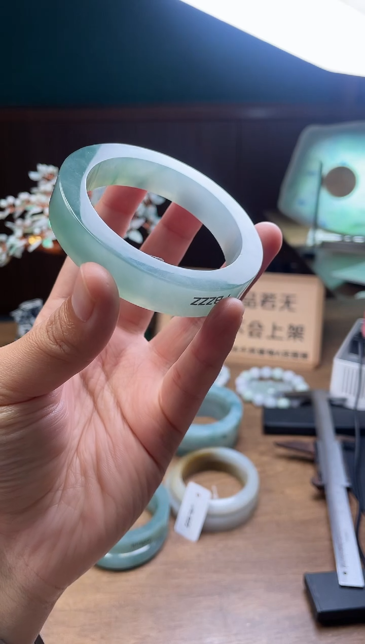 【闪购商品】定制翡翠手镯未镶嵌定制