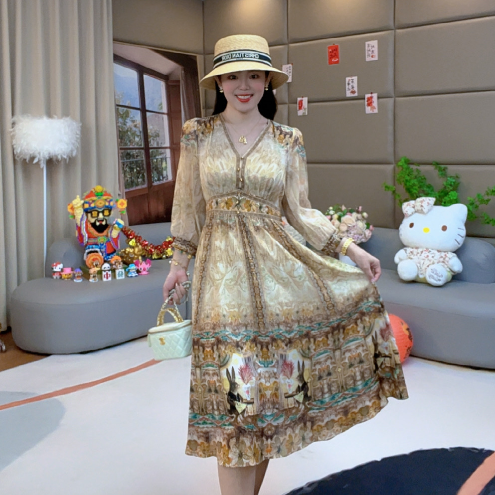 【火火精选】“月宫”V领轻奢温婉慵懒风定位印花桑蚕丝连衣裙 80050