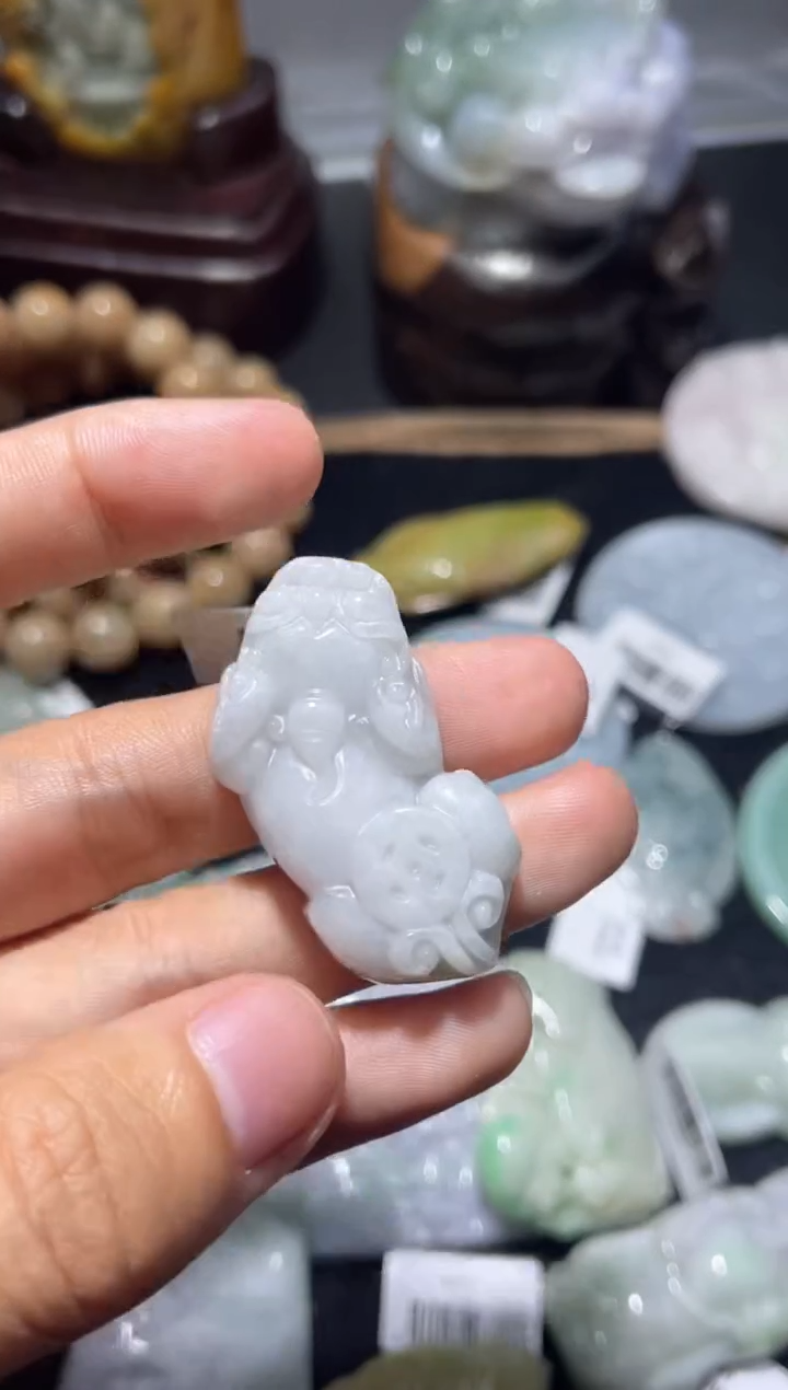 【闪购商品】翡翠颈饰未镶嵌00019408