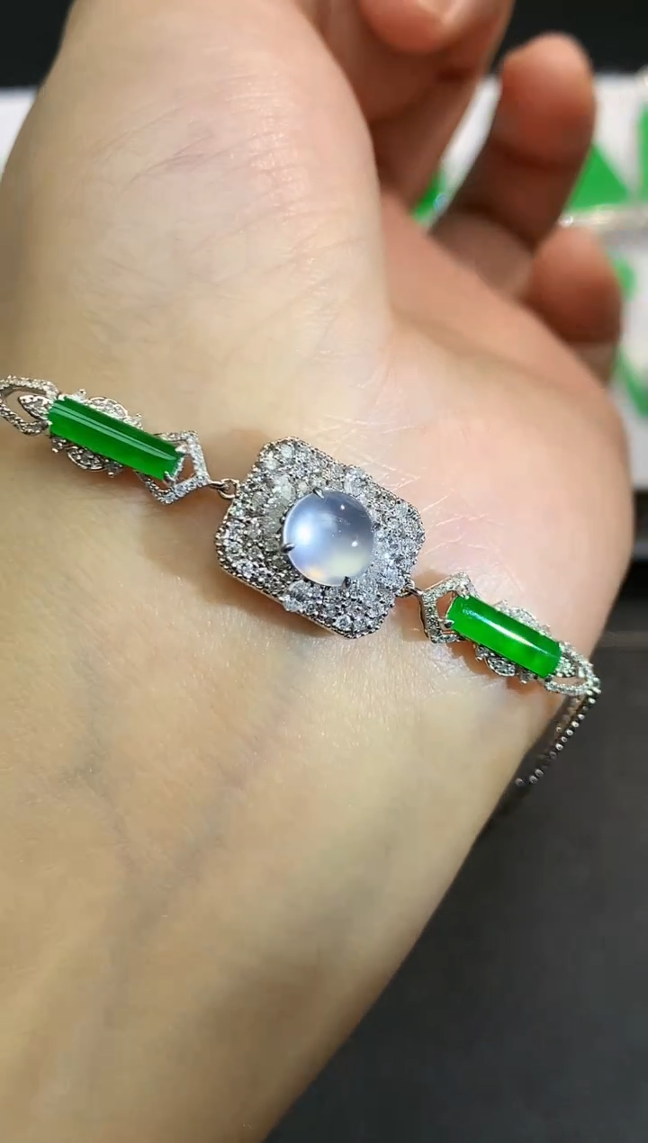 【闪购商品】翡翠手链18K金镶嵌2553   