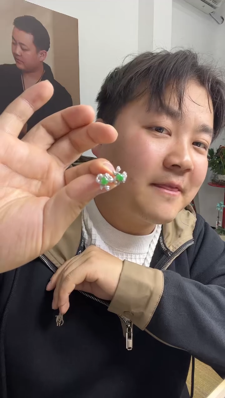 【闪购商品】翡翠戒指未镶嵌耳环