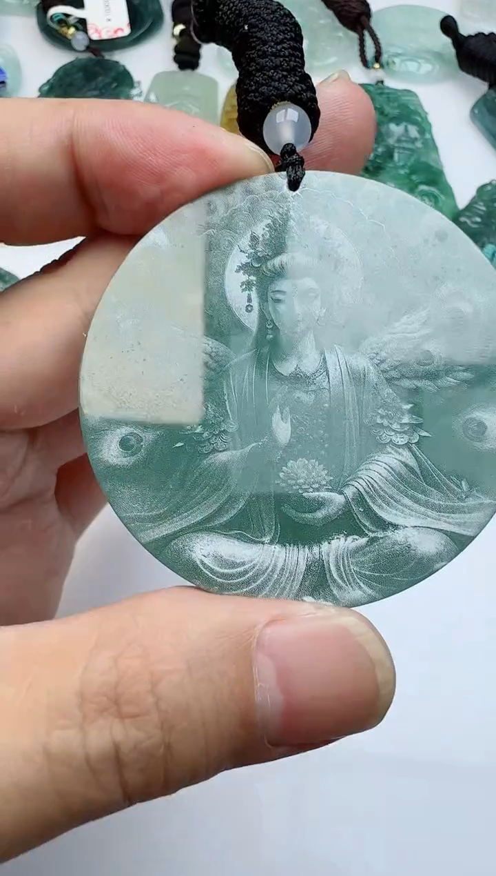 【闪购商品】翡翠颈饰未镶嵌多样性随机发其一