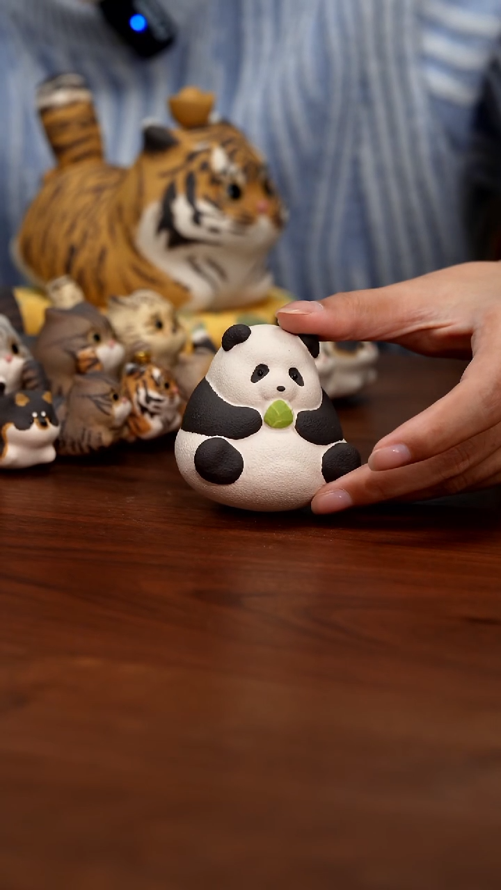 紫砂摆件天蓝的竹笋花花