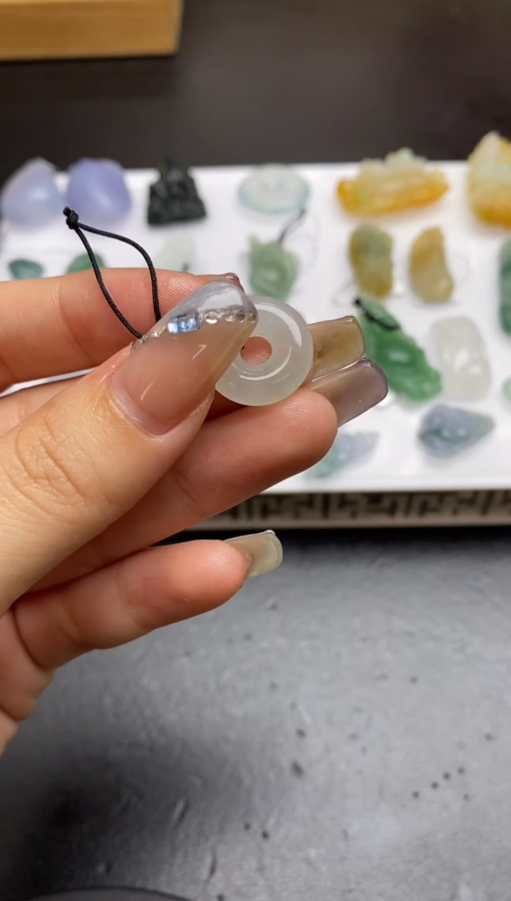 定制翡翠未镶嵌翡翠毛货~