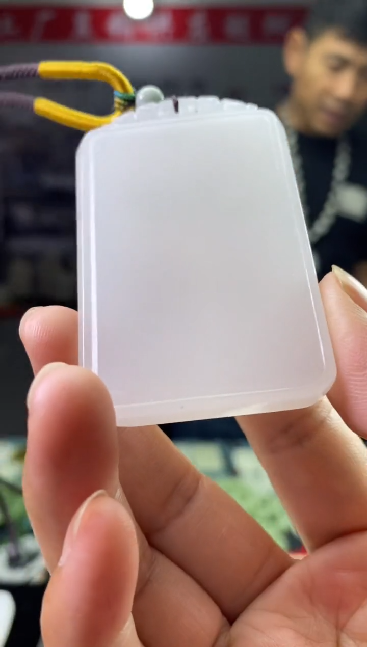 天然玉石未镶嵌颈饰