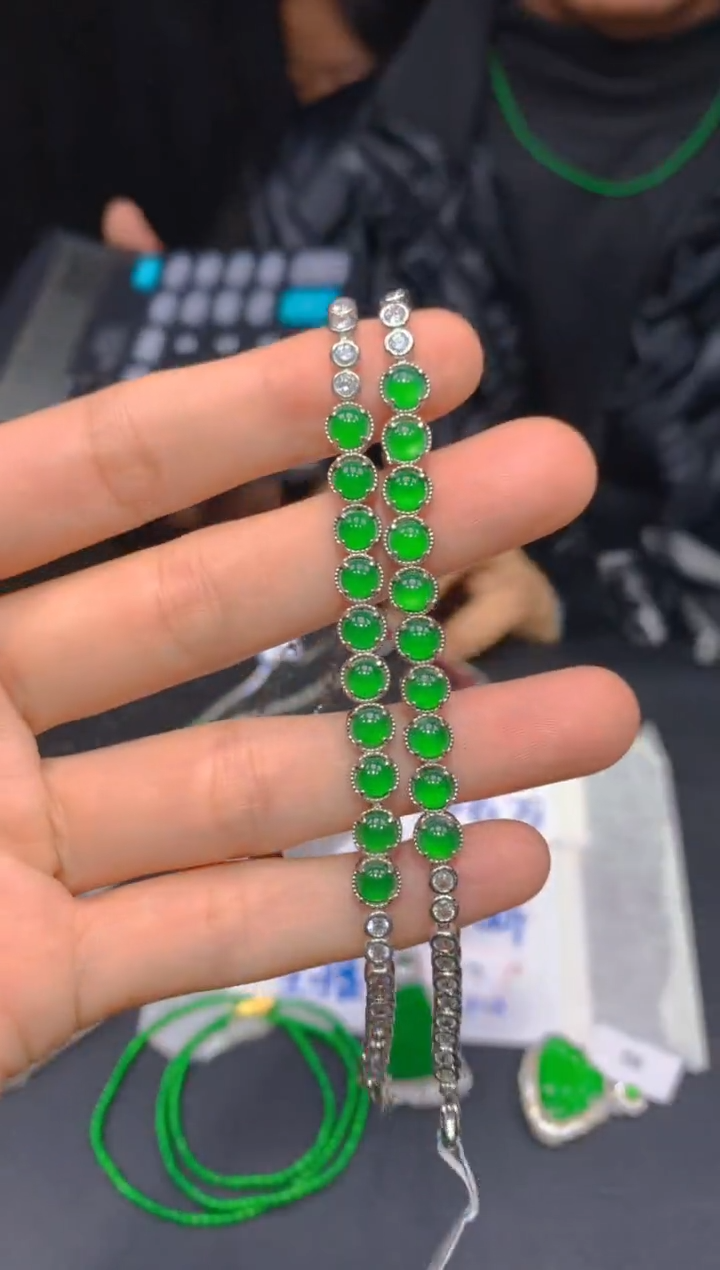 【闪购商品】定制翡翠未镶嵌189多样性发货（发其一）