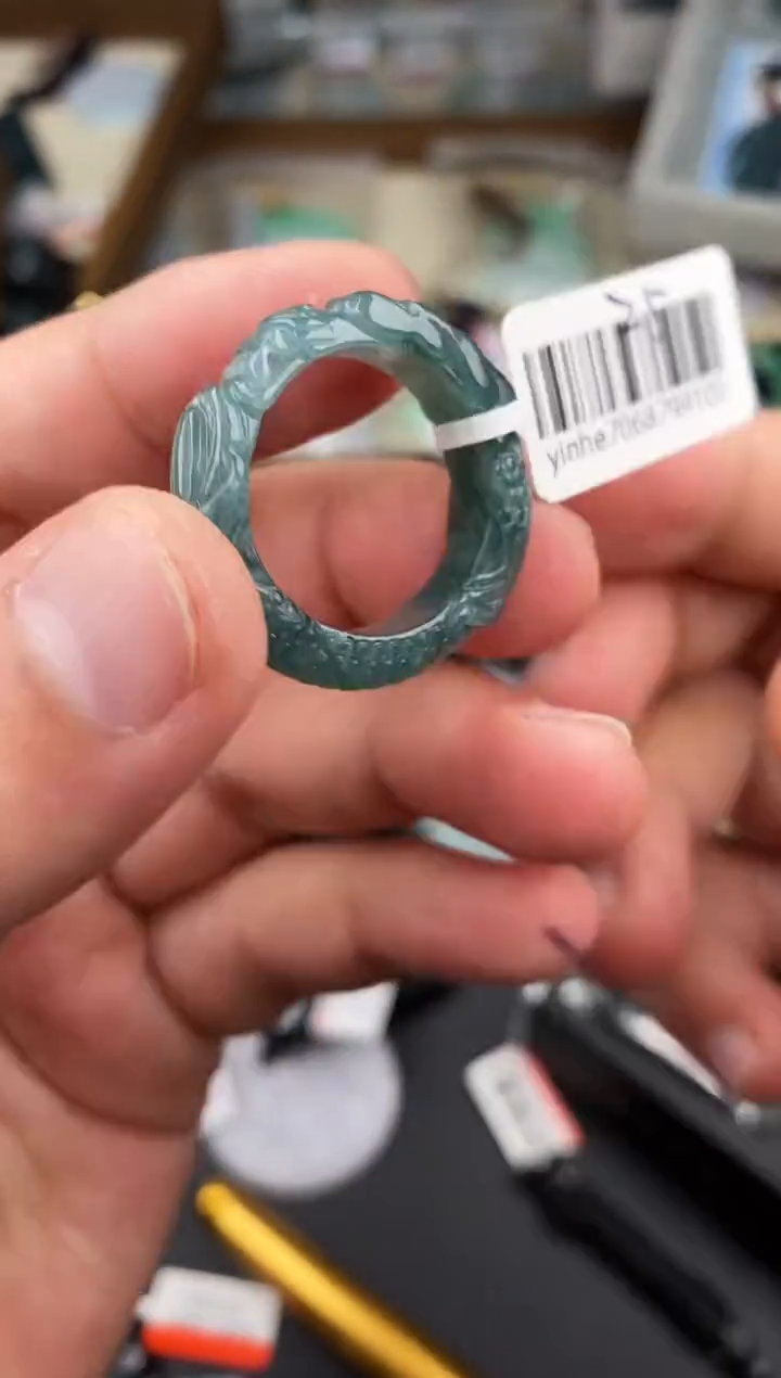 【闪购商品】翡翠颈饰未镶嵌  天然翡翠，一物一图