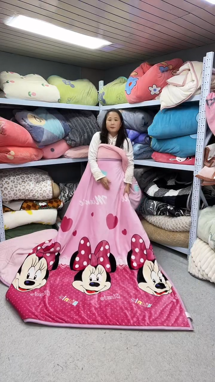 牛奶绒150+200被子