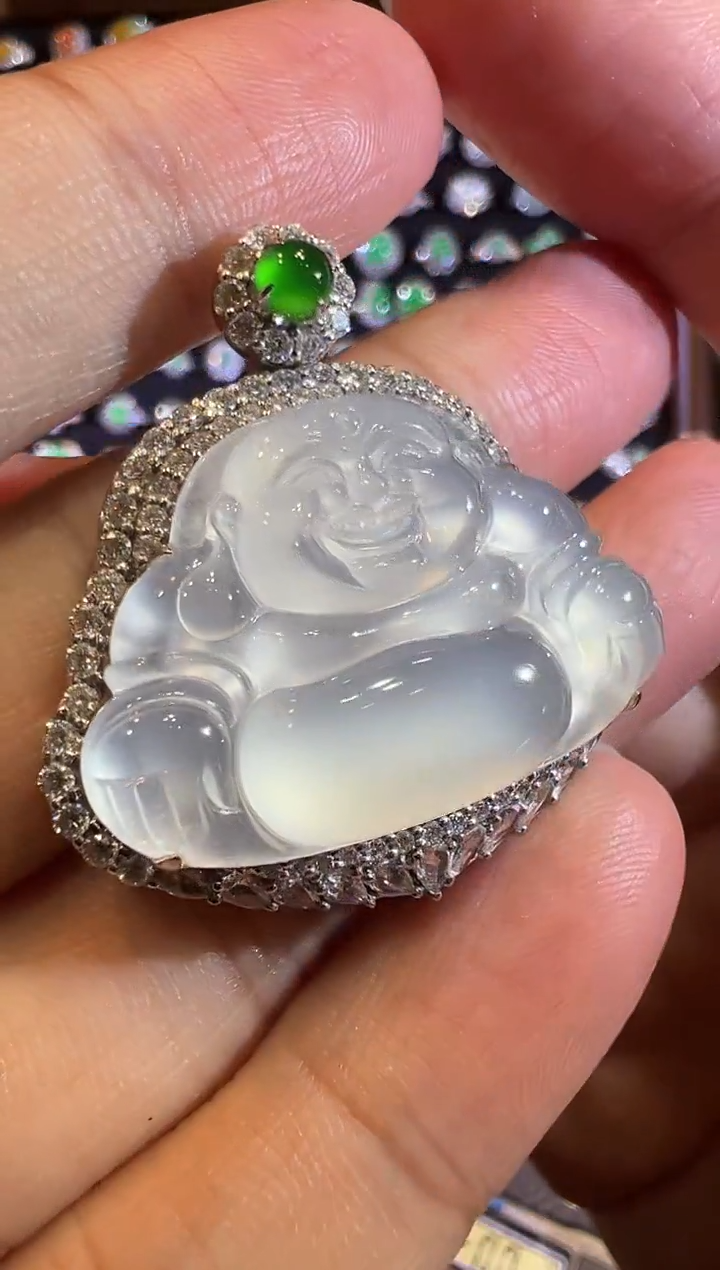 【闪购商品】翡翠吊坠(赠链)18K金镶嵌玻璃种起胶佛公吊坠