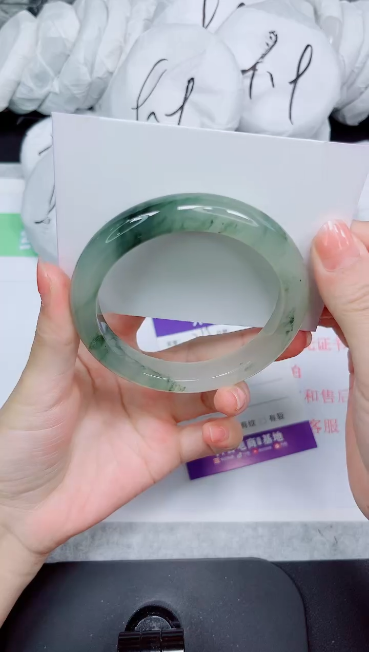 石英质玉手镯未镶嵌275-62