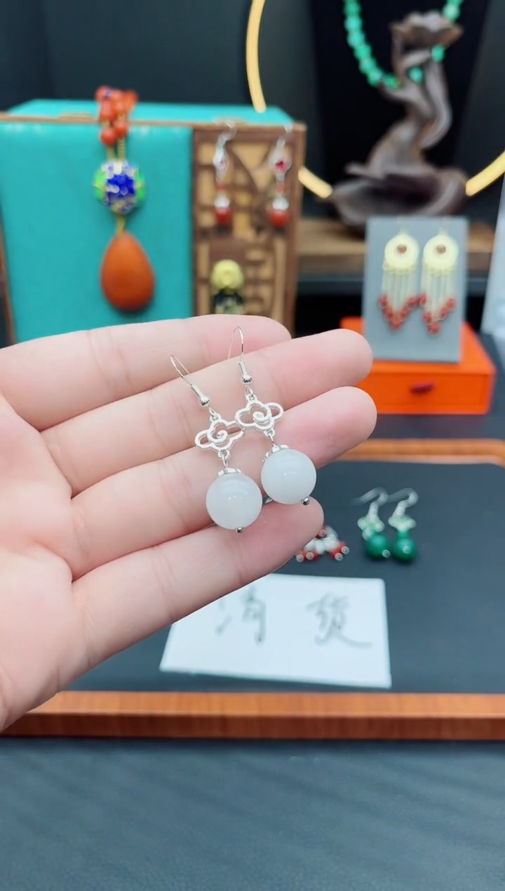 【闪购商品】玛瑙/玉髓耳钉银S925镶嵌101000