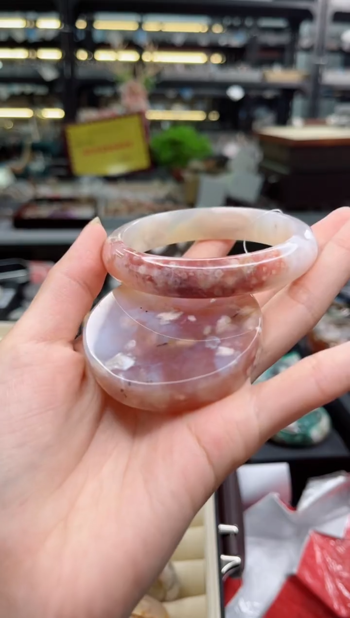 【闪购商品】石英质玉手镯未镶嵌58圈口（赠品镯心）6452226