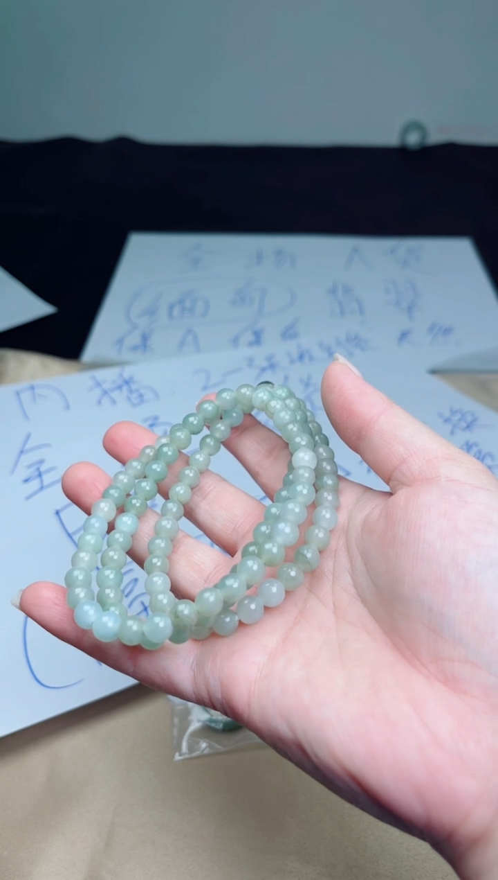 翡翠未镶嵌颈饰珠串