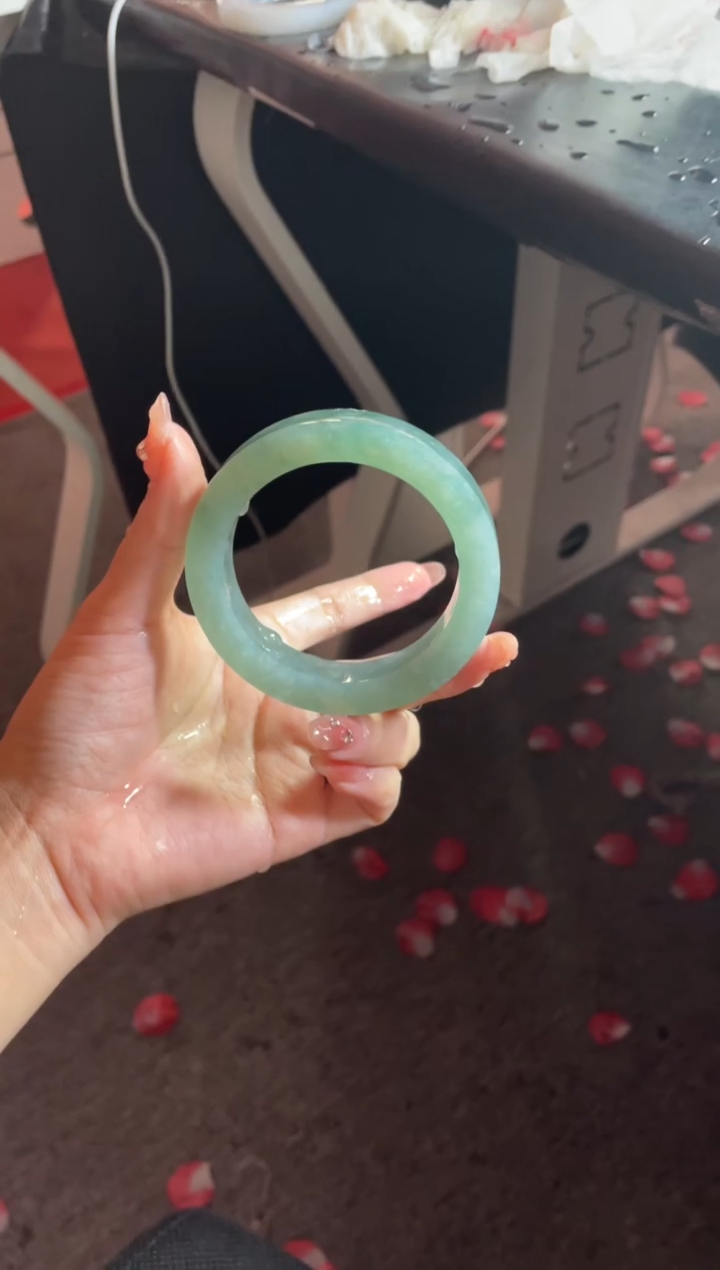 【闪购商品】定制翡翠手镯未镶嵌手镯DDH/发一件