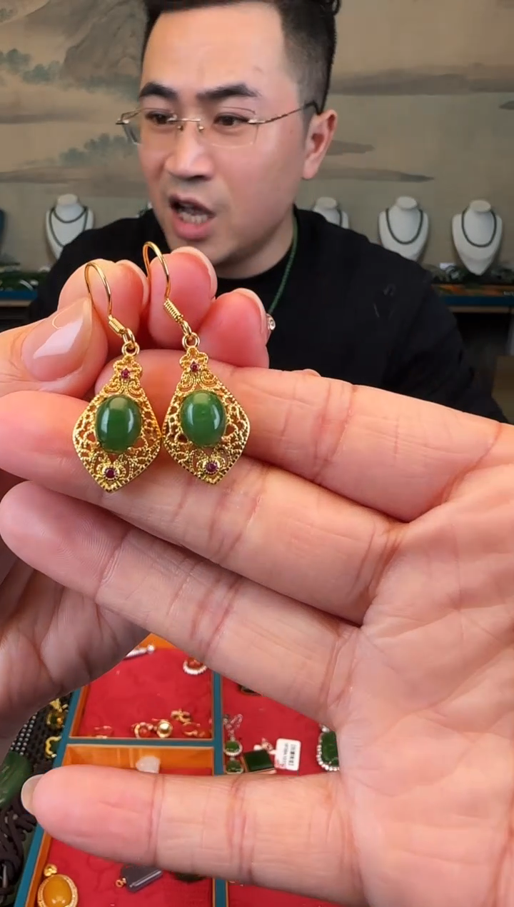 未镶嵌和田玉耳饰宫廷样式