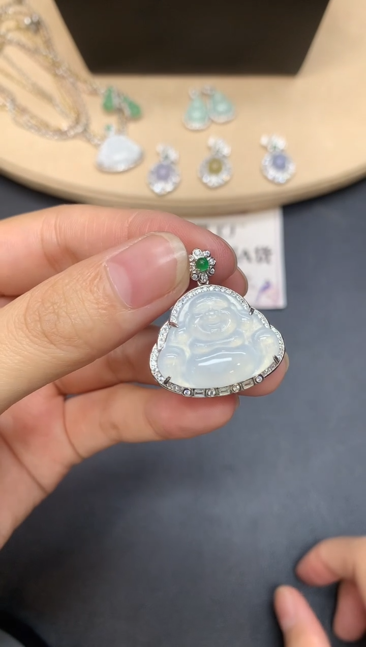 【闪购商品】翡翠吊坠(不含链)银S925镶嵌佛公【多样性发其一】