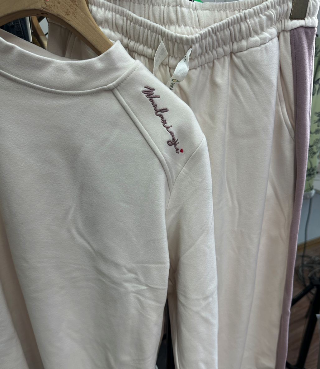   精品盒装乳木果女士两件套装