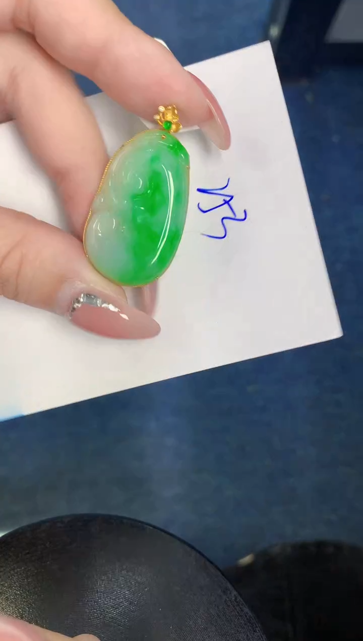 【闪购商品】翡翠颈饰18K金镶嵌000000000