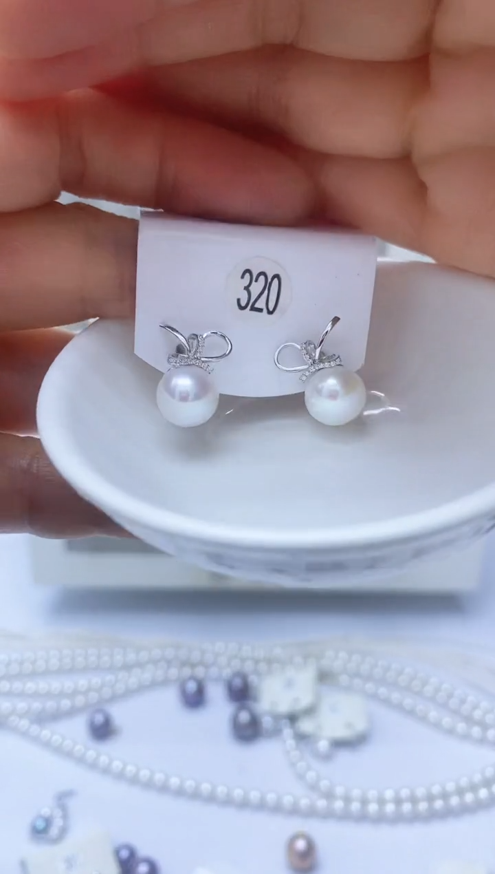 【闪购商品】淡水珍珠耳饰银S925镶嵌320