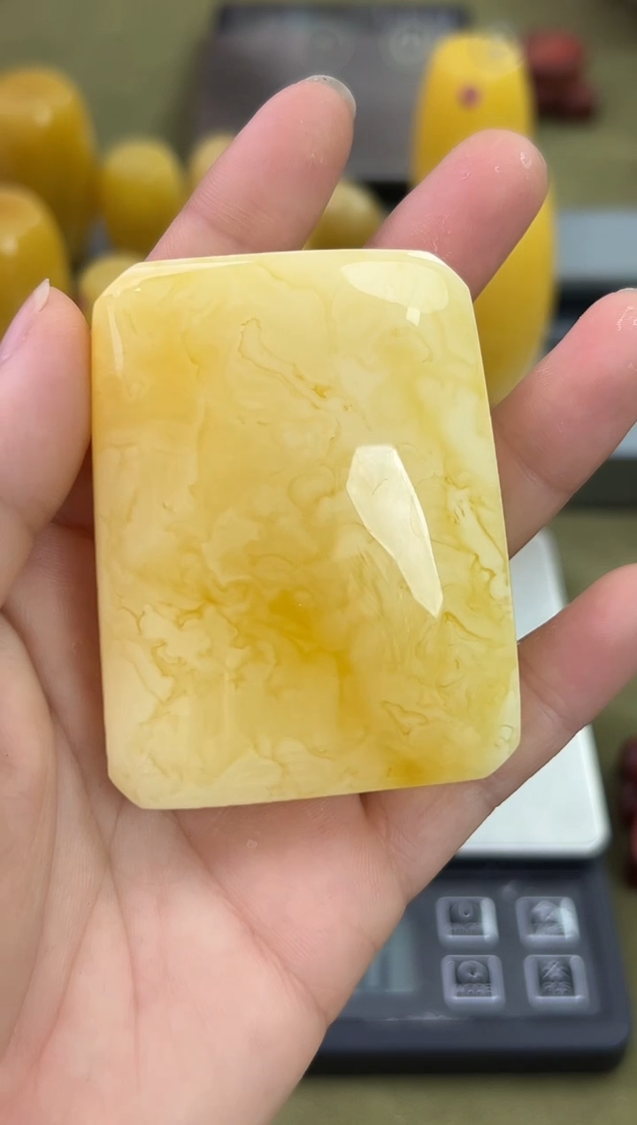 裸石琥珀未镶嵌琥珀蜜蜡吊坠