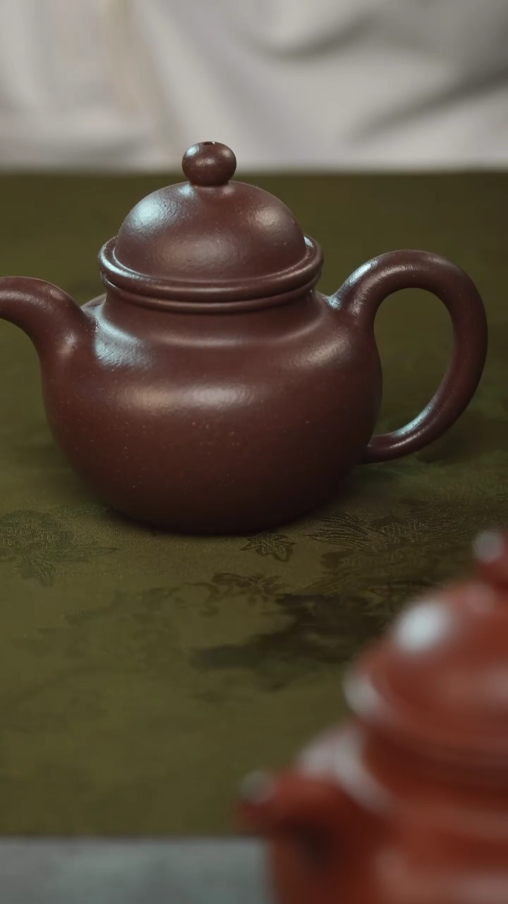 茶壶紫砂平台底槽青多球