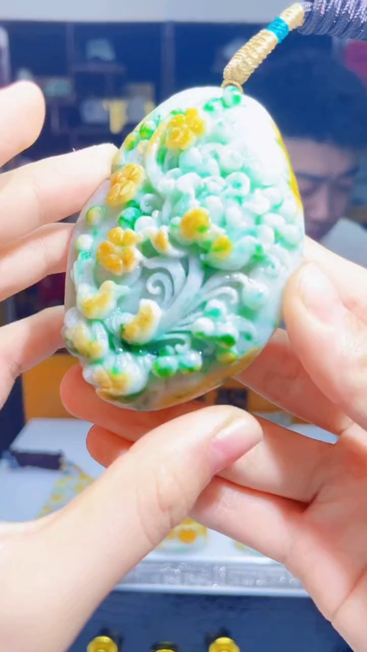 翡翠未镶嵌吊坠(不含链)X90