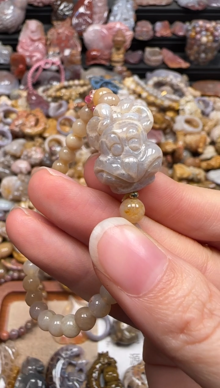 【闪购商品】硅化珊瑚（珊瑚玉）颈饰未镶嵌685