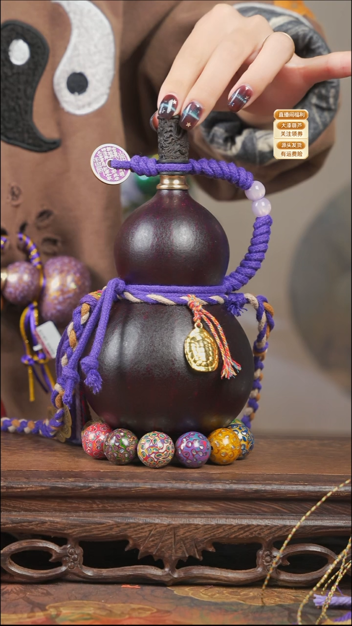 WG061藏绳款葫芦不包手串