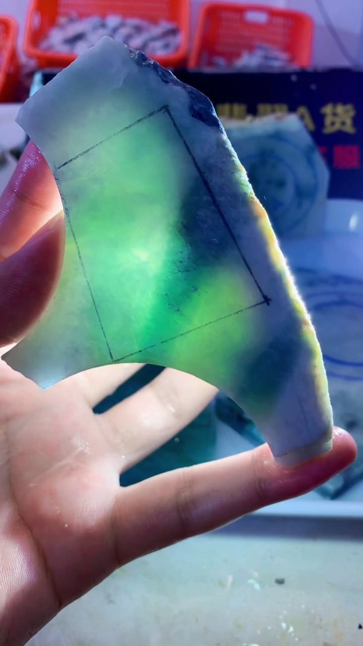 颈饰未镶嵌翡翠缅甸A货翡翠史27