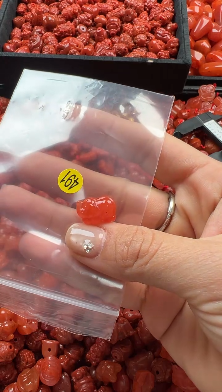 【闪购商品】南红玛瑙颈饰未镶嵌2