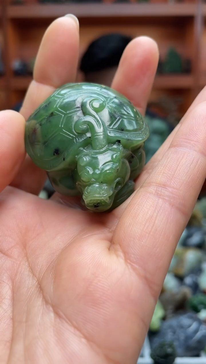 未镶嵌和田玉把件1