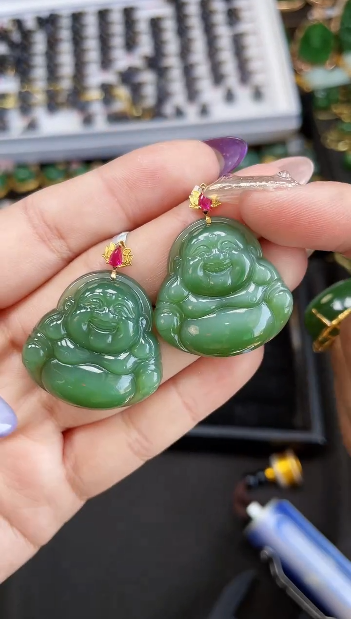 【闪购商品】和田玉吊坠18K金镶嵌多样性发一