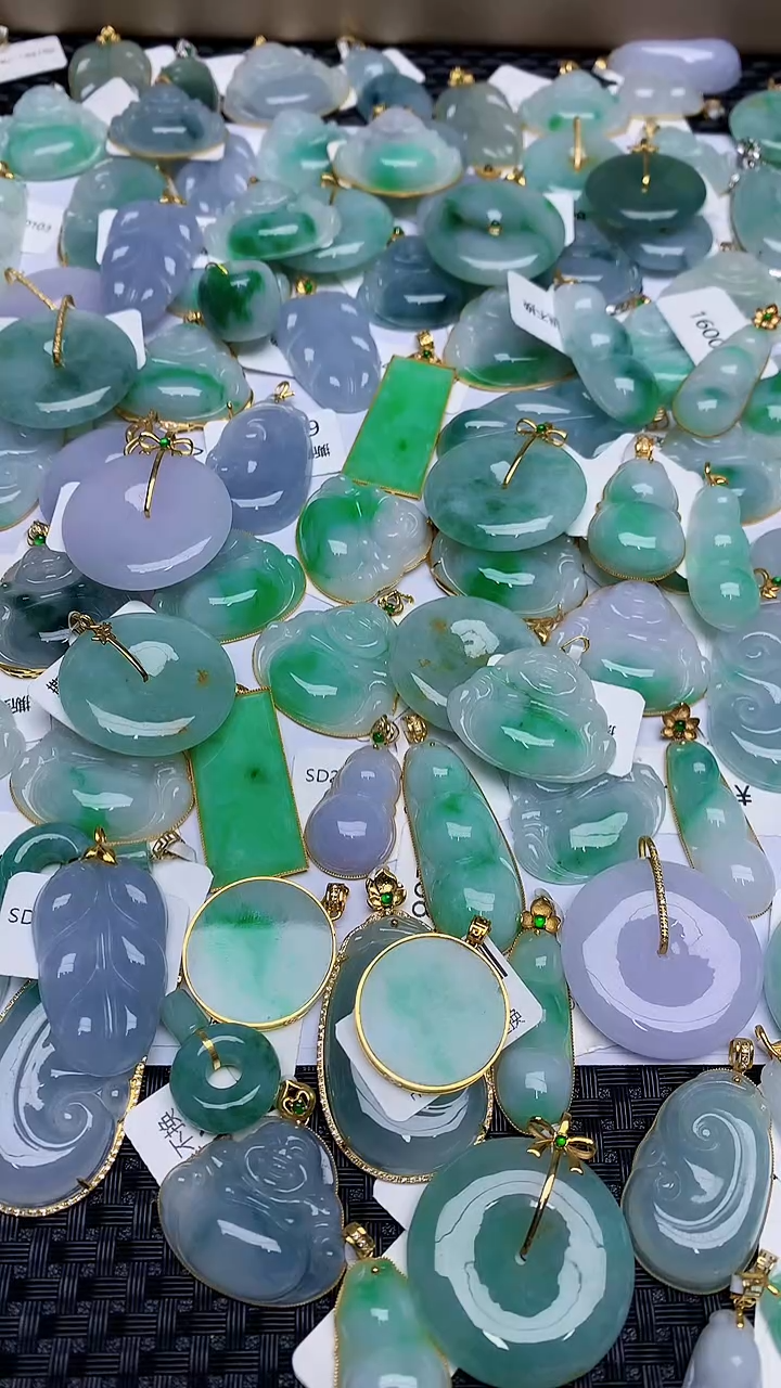 【闪购商品】翡翠颈饰18K金镶嵌45345345345