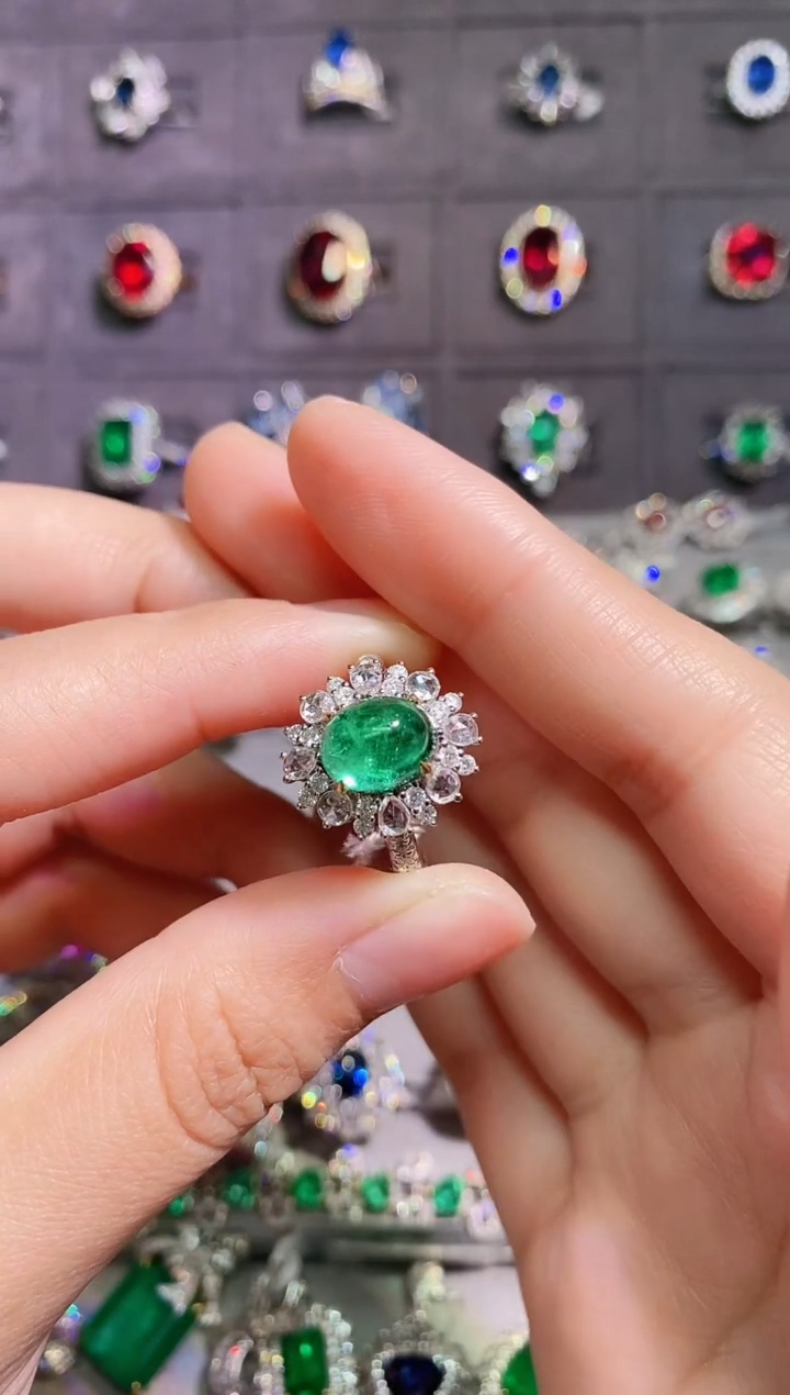 【闪购商品】祖母绿18K金戒指18K金镶嵌1