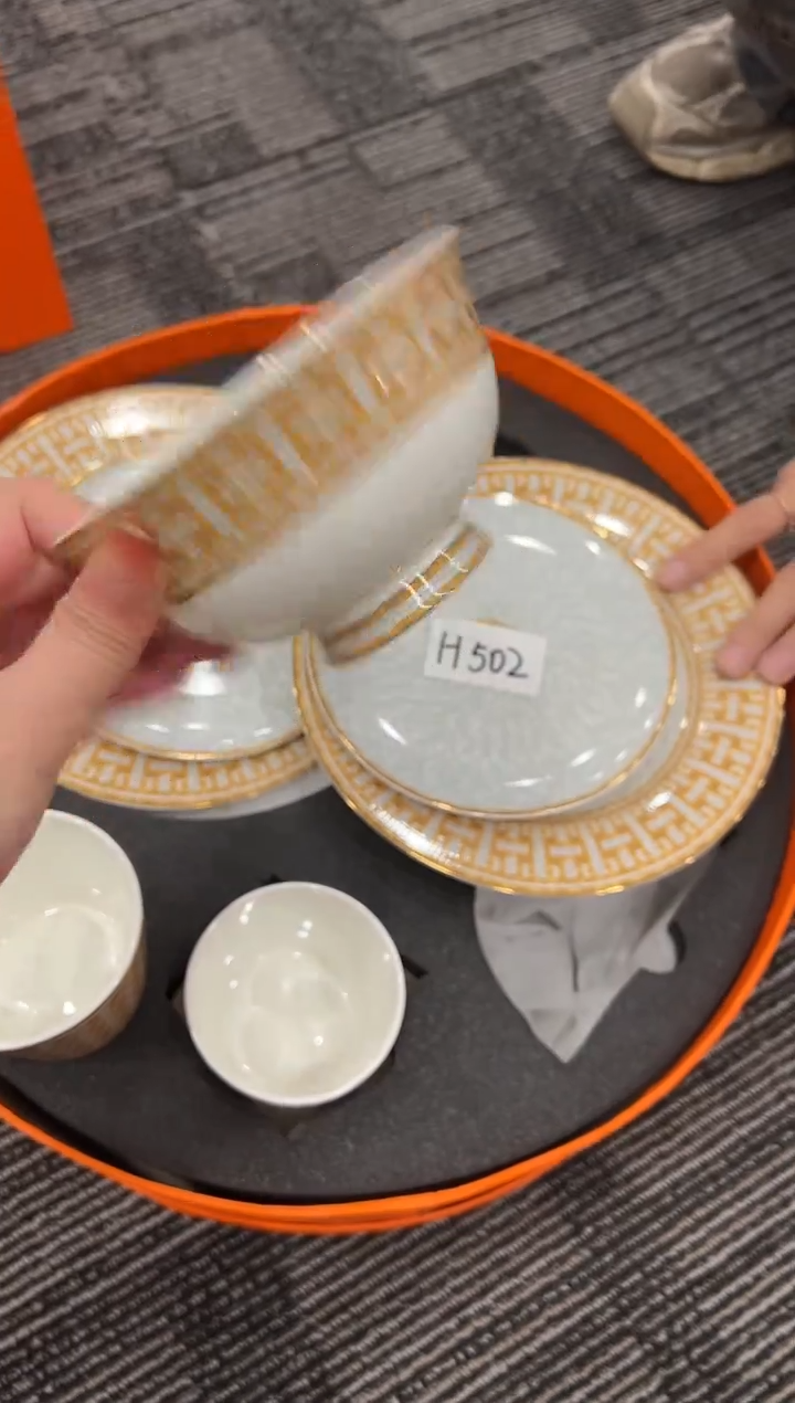 【闪购商品】杯H502--------------