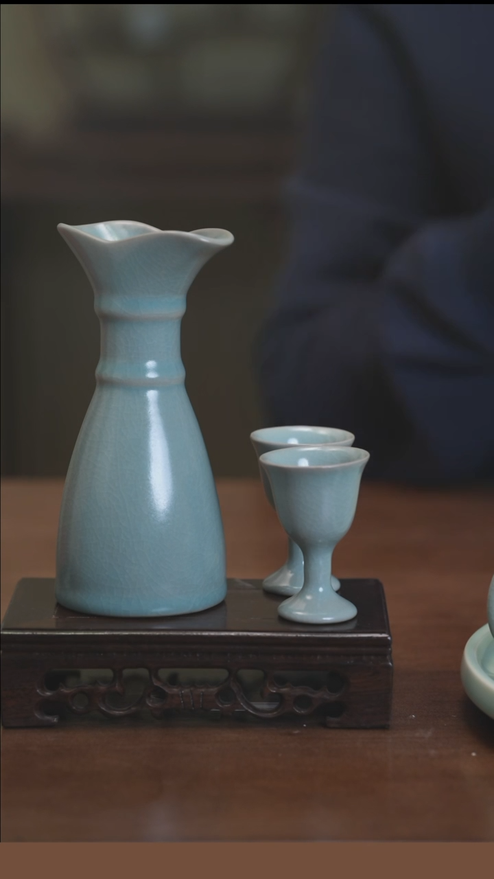 【闪购商品】清凉寺原产地仿古釉手工汝瓷分酒器+两杯