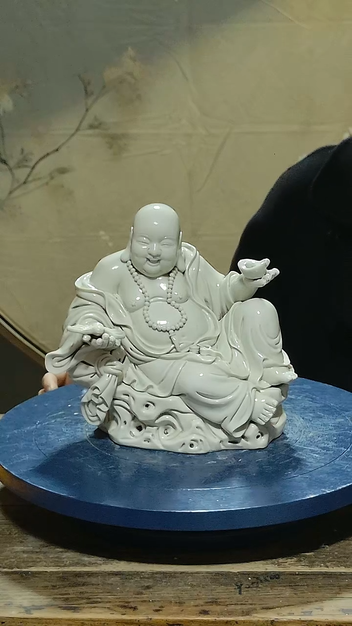 观音德化瓷弥勒造像