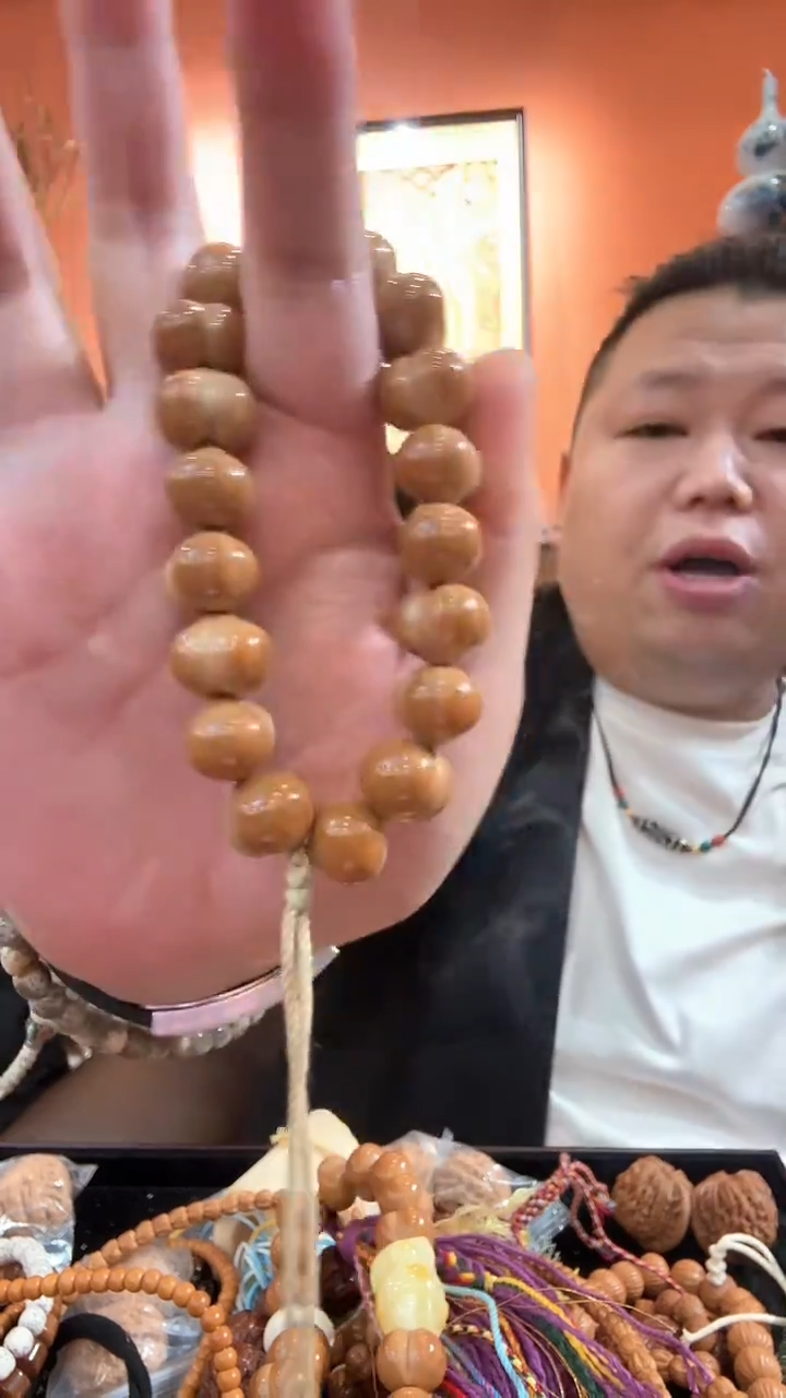 手串猴头核桃全量手雕屁桃手串多性发1H035